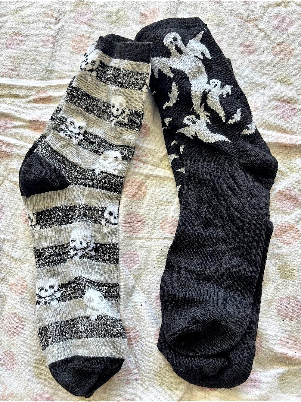 Skull Pattern Socks Black & Gray